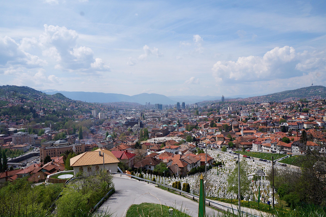 Blick auf Sarajevo. Foto: Sina Rothert